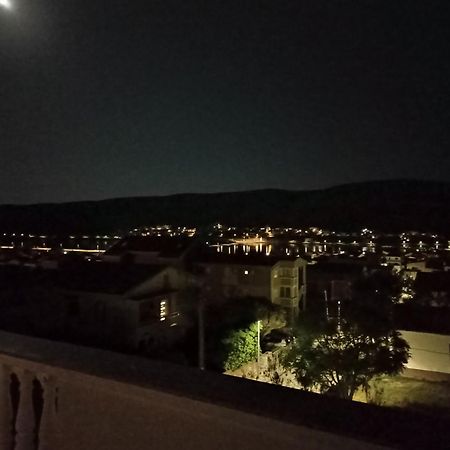 Apartments Dario Pag Town Exterior photo