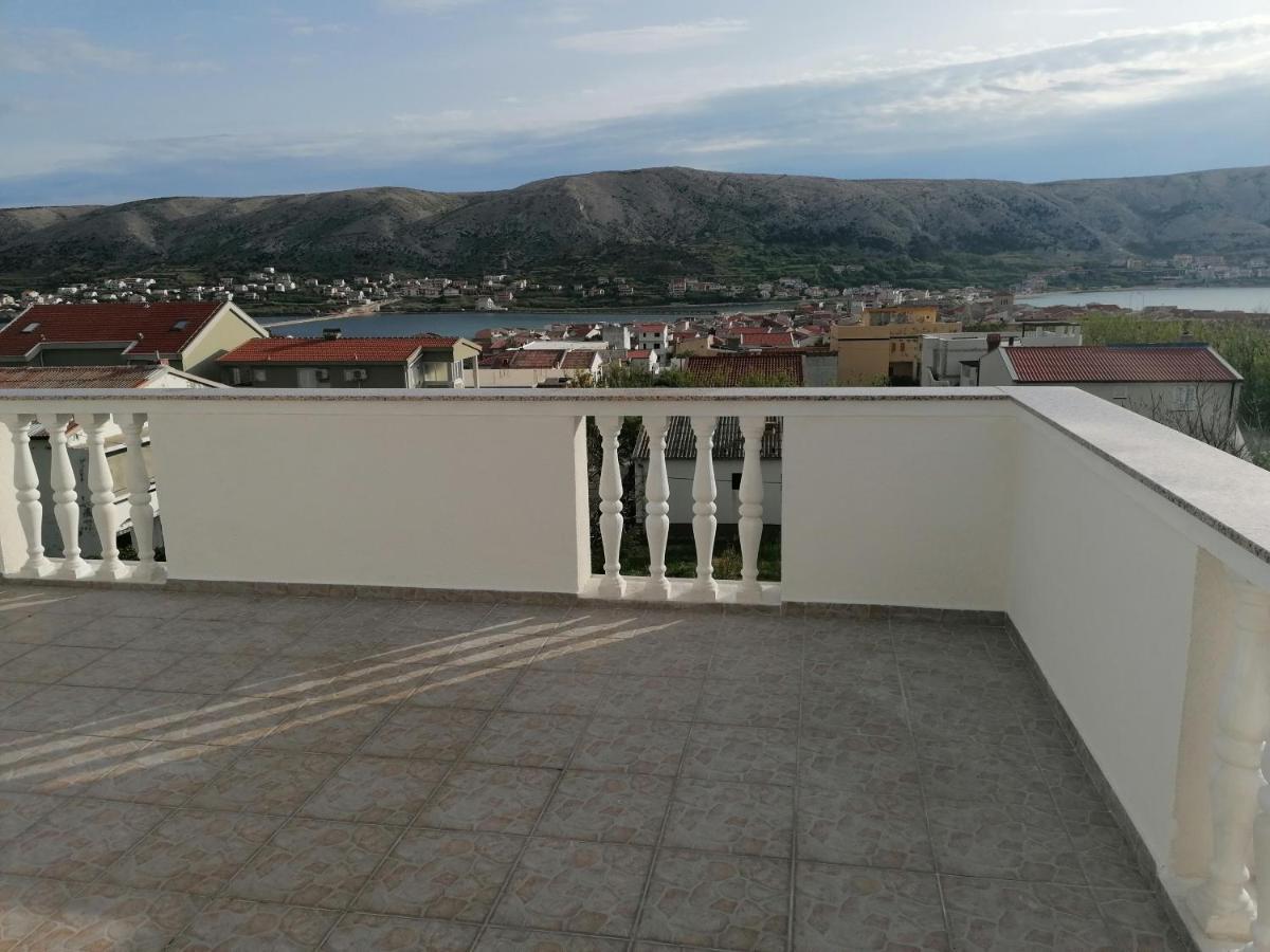 Apartments Dario Pag Town Exterior photo