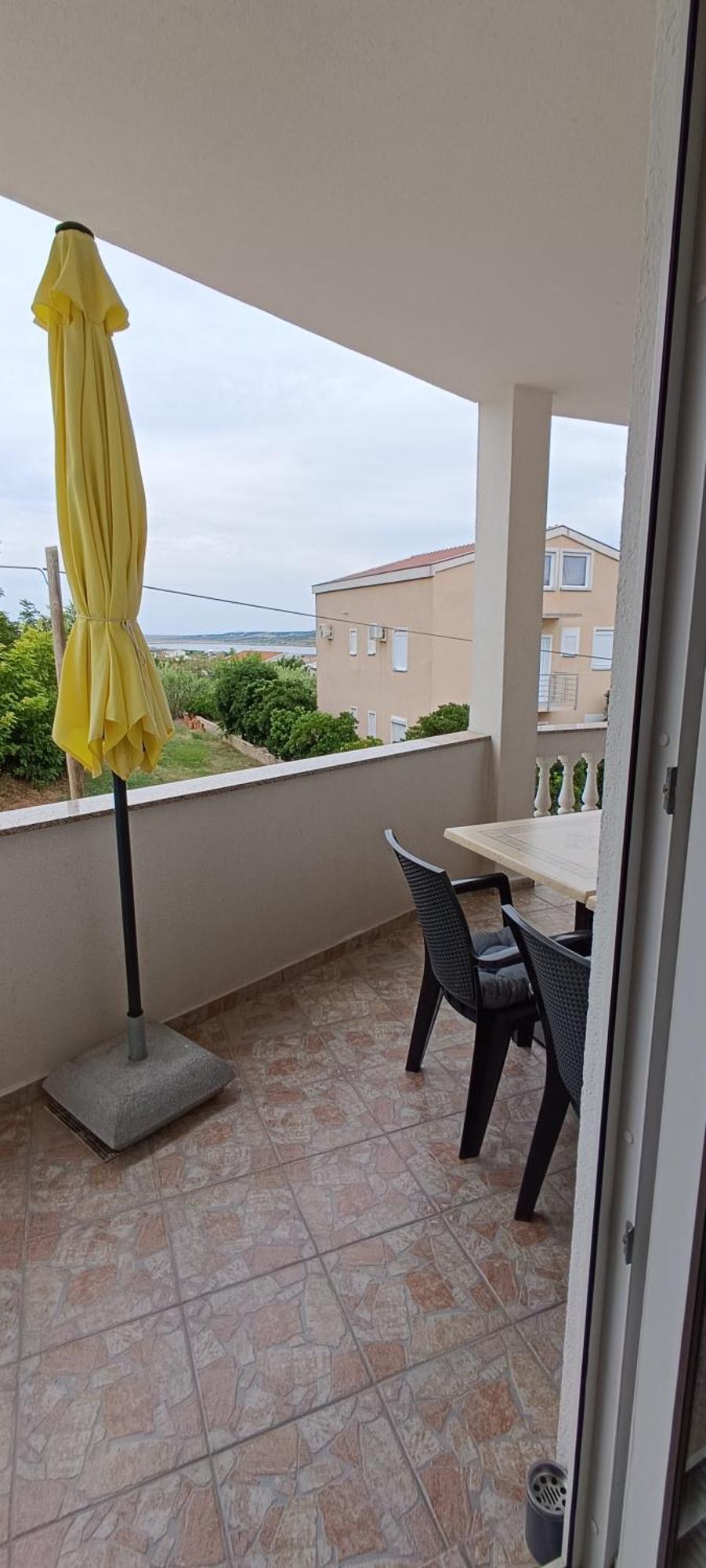 Apartments Dario Pag Town Exterior photo